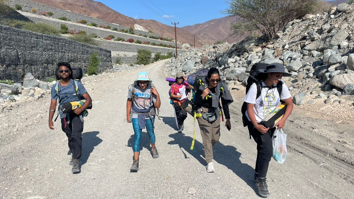nuhamanal's tweet photo. The DofE Practice Journey (Dec 21), was an intense and thrilling learning experience, teaching us how to navigate up and around mountains and unforgiving terrain, carry three days worth of sustenance, and most importantly — keep yourself and your team motivated. Grateful 🏕️😌! https://t.co/KHo80D7gBp