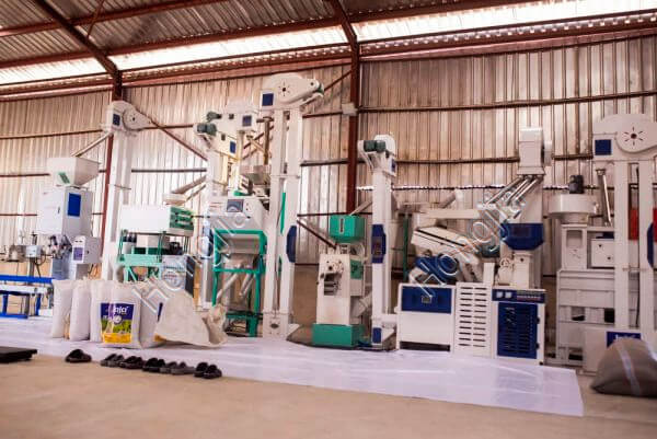 ricemillplant's tweet image. MTCP-25 Rice Milling Equipment Delivered to Nigeria Brainfield Agro Limited
#ricemill
#ricemillplant
#riceprocessingmachine
#riceprocessingplant
Website:ricemillplants.com/rice-mill/
Whatsapp me: +86 131 9677 0111
Wechat: +86 131 9677 0111
Email: info@ricemillplants.com