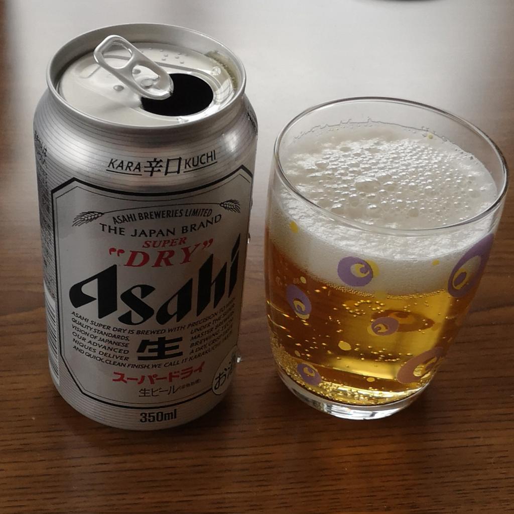 wadayamablast's tweet photo. 仕事始めダルいツイート見ながら飲む酒が一番うまい https://t.co/webpT2HRO4