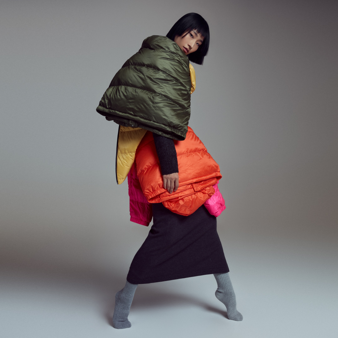 Gap_JP's tweet photo. ユニセックスアイテムでカラバリも豊富!普段使いに色違いで何枚も持っていたいと思える、この冬イチ押しアイテム。
#ダウンジャケット
#心地よさからはじめよう
#ComfortableTogether
#ConfortablePrice
https://t.co/Ztj2nXSIhs https://t.co/69UpK4UzQS
