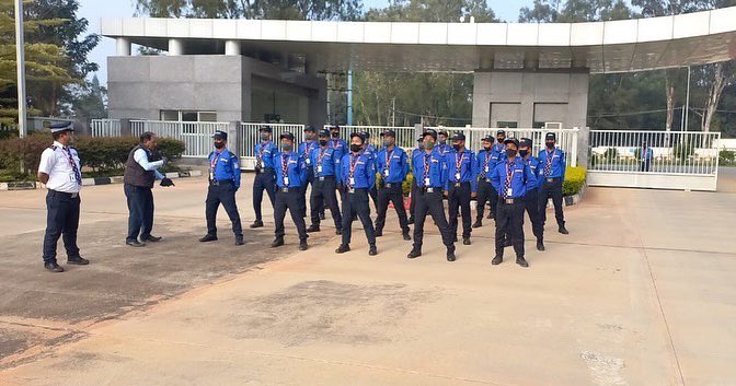 BB_S_G's tweet photo. Black Belt On the Job Training conducted by Manager Training: Iqbal Hussain. Subjects covered include: #covid_19prevention #firesafety 
#Health #hygiene #standardoperatingprocedure #blackbeltsecurity #privatesecurity #blackbelt #india #karnataka #bangalore #techpark https://t.co/Sy38hsMgyo