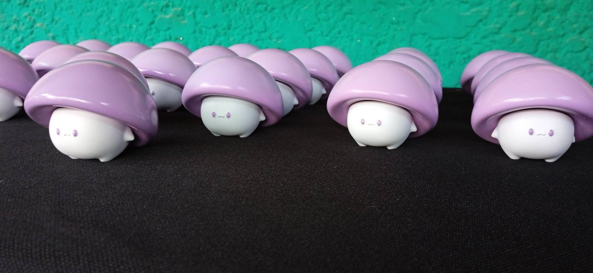 MUKY little Mushroom 💜🍄
in the collection that buyers will receive NFT and Art Toys. 
Ready to deliver directly to your home 
price of 0.015 WETH in Polygon. 
The first color will have 20 pieces. See you soon.⁉️😁
opensea.io/assets/matic/0…