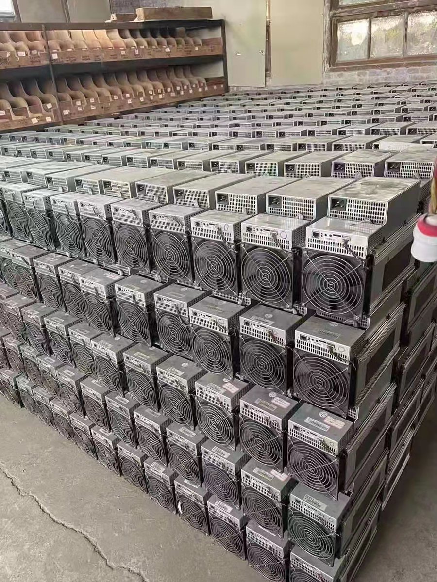 <a href="/BitcoinMagazine/">Bitcoin Magazine</a> <a href="/Kasparov63/">Garry Kasparov</a> If you were the chairman of the Federal Reserve, would you let Bitcoin replace the dollar?
What would you do? Tell me what you think