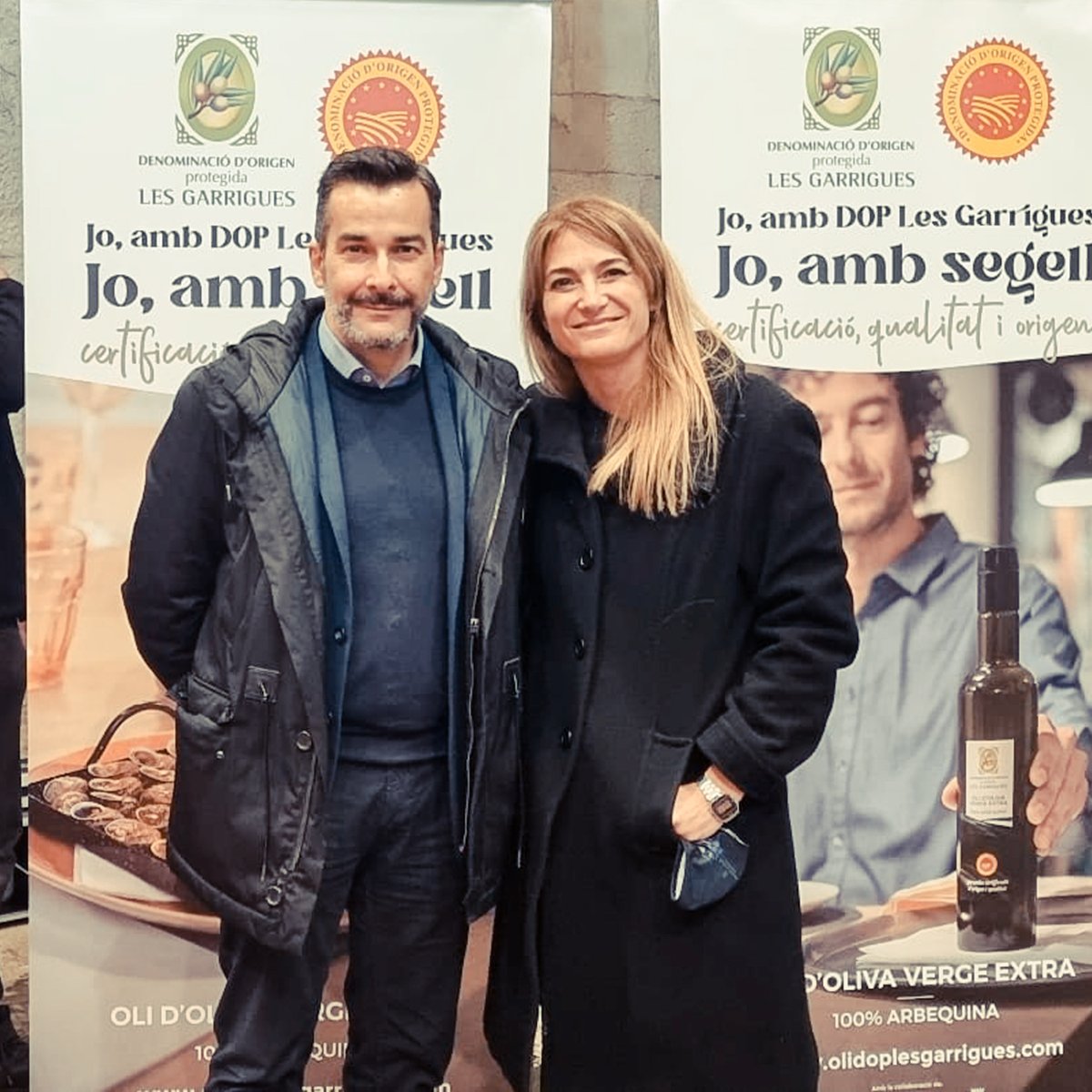 AgenciaOma's tweet photo. 𝐂𝐀𝐑𝐓𝐀 𝐀𝐋𝐒 𝐑𝐄𝐈𝐒 👑👑👑

Estimats Reis Mags, 

Aquest any des de l’agència Oma us volem escriure una carta diferent. No us demanarem gran cosa, perquè aquest 2021 ja ens heu donat moltes alegries. 

(...) 👇🏼 https://t.co/wyanqUvMkN
