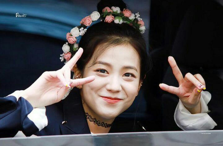 Jellyjilli29's tweet photo. sweet jisoo ❤ https://t.co/ceFoGzEu34