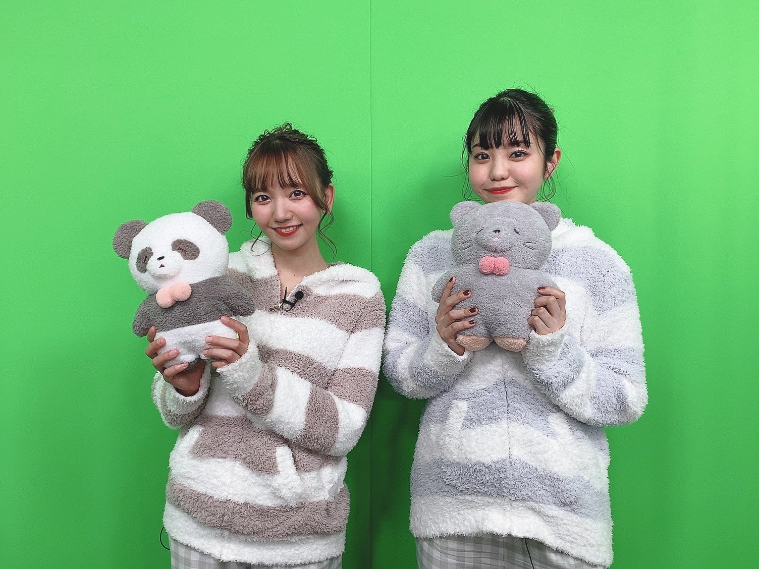 佐藤日向 グッズまとめ売り FZ9yoWQaIAA5PlU.jpg