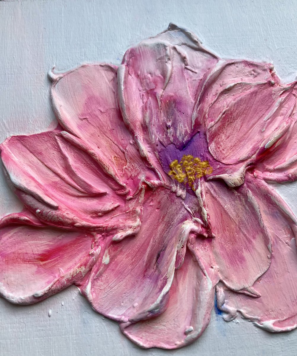 Patriciaocsb's tweet photo. Day 12 A Flower A Day for @NelsonOttawa 
Thank you to everyone who has participated in “A Flower A Day”.
PM me if you are Interested in today’s flower. As an added bonus, for those of you who requested to be added everyday, I have an extra flower I will draw for tomorrow. https://t.co/UXtB7fhlrn