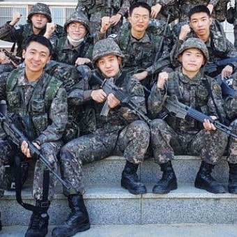 TheroseFansMex's tweet photo. Actualización de Dojoon en IG ✨
(es que es tan guapo)
#welcomeDojoon #도준 #레드로즈도준이즈백 #RedRoseDojoonisBack #DojoonIsComingBack https://t.co/QnlM2854dY