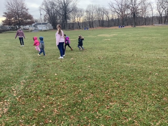 CPACTC's tweet photo. Before the break and the cold weather came to stay, the #earlychildeducation preschool program @cpactc spent some time enjoying fresh, unseasonable warm, outdoor air. #opportunitiesunlimited #prekprogram #reitzel #jan2022 https://t.co/ZCHZ5u4Z6G