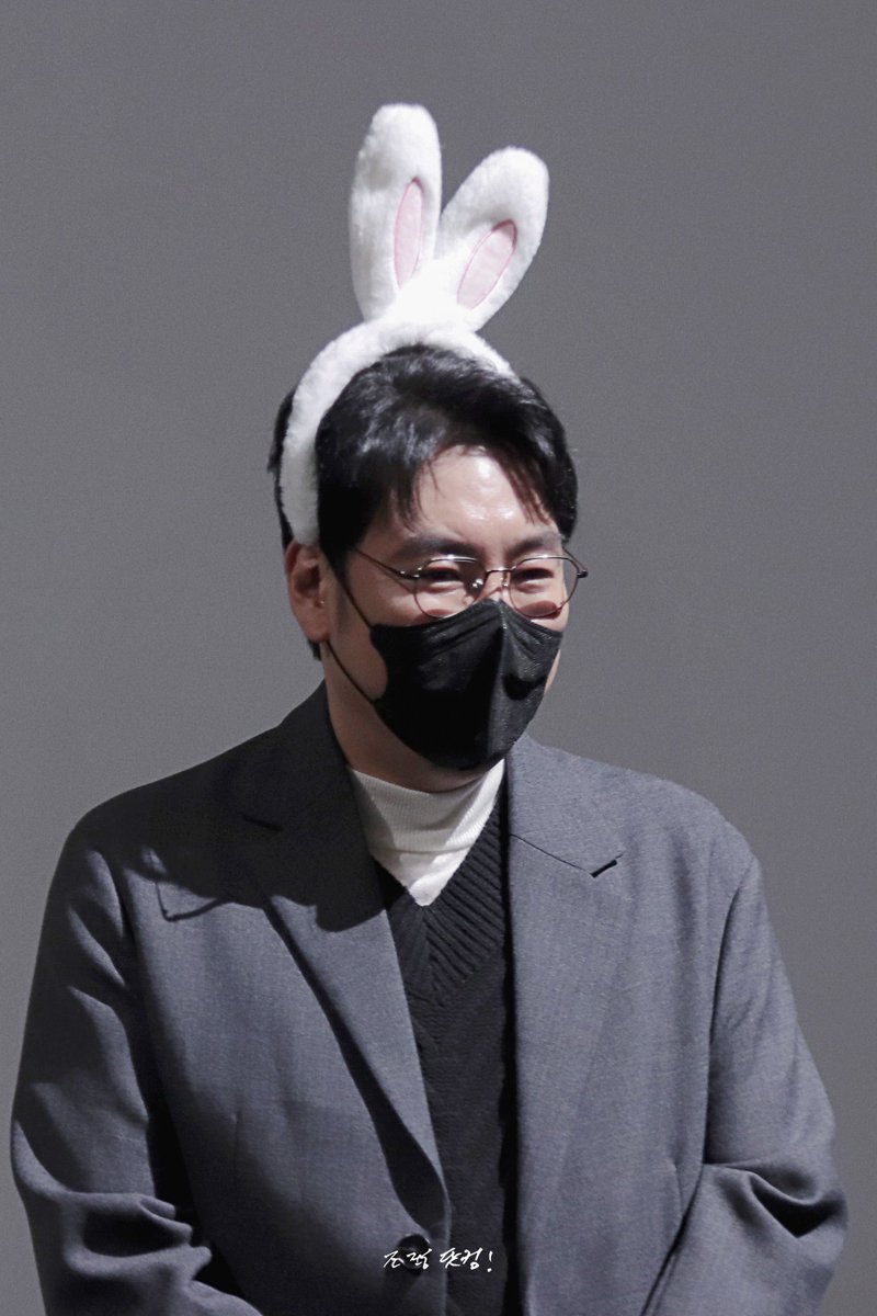 조진웅닷컴 tweet media