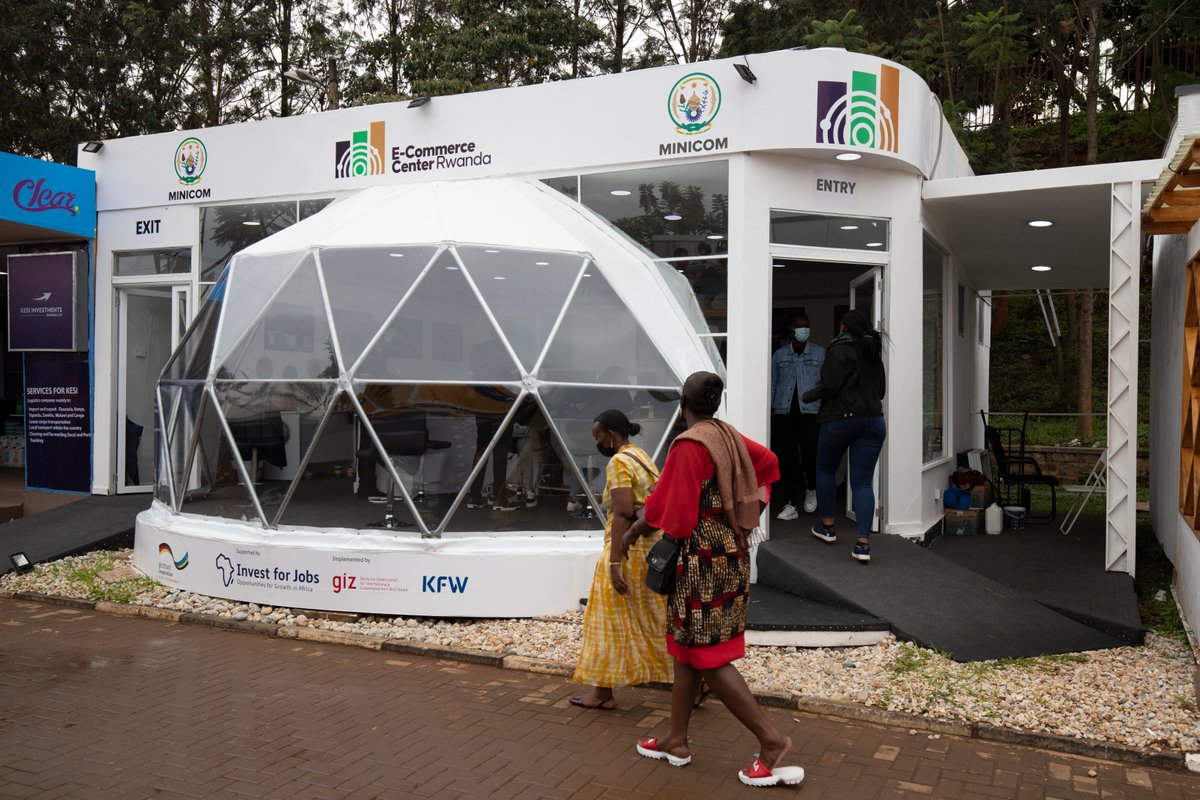 The E-Commerce Center Rwanda tweet media