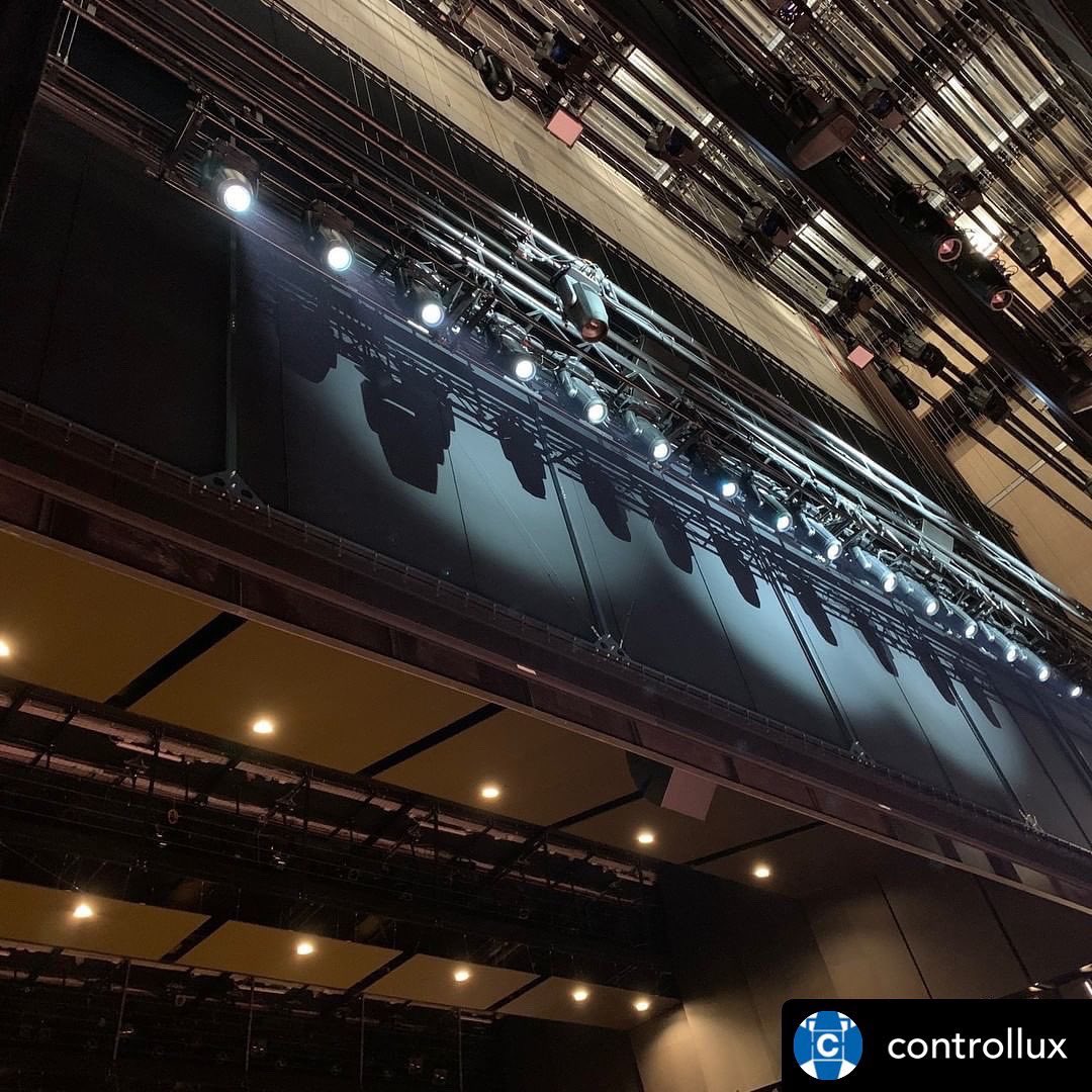 Robelighting's tweet photo. Loading in the new @Robelighting #T1profile, #T2profile &amp; #ParFect150 RGBW luminaires with @Controllux at the Amare - Den Haag in the Netherlands on a #NewGearWednesday.

#robelighting #robeintherig #controllux #amaredenhaag #theatricallighting #theatricaldesign https://t.co/jKEsTq3nBo