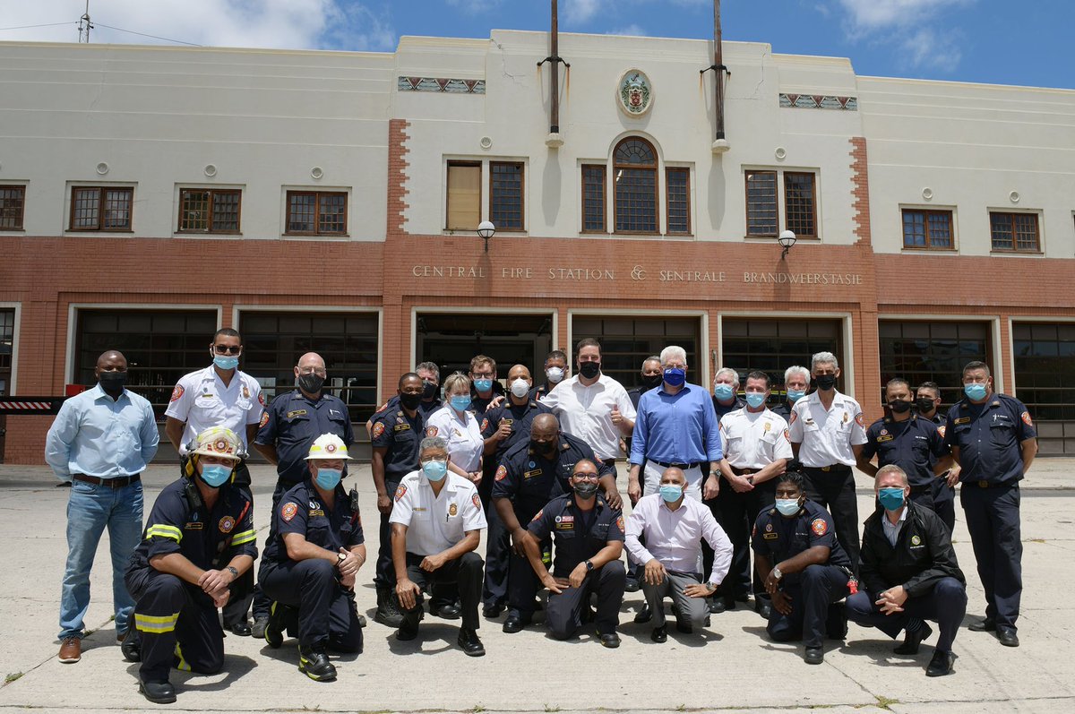 geordinhl's tweet photo. It was my pleasure to host the Speaker of Parliament today at the Roeland Street fire station to convey a message of thanks to all the @CityofCT firefighters who helped fight the blaze at Parliament. 

https://t.co/Jh01QEVW9a https://t.co/PJmiTRJ6Ua