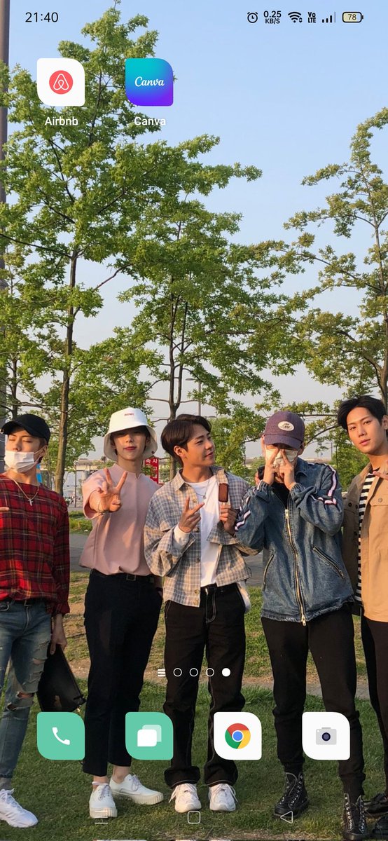 channarakcring2's tweet photo. My best wallpaper โค๏ธ Luv u guys. Always ! #ThankYouIMFACT https://t.co/EI9dczda7P