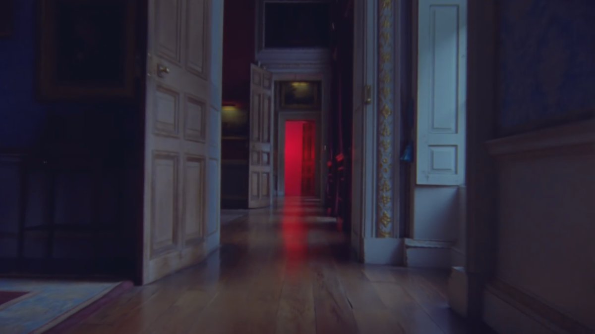 TLSPAM_Photo's tweet photo. Four Out of Five (2018) - directed by Ben Chappell &amp; Aaron Brown

Production Design: Mark Connell

Tranquility Base Hotel + Casino (2018) https://t.co/dAMic6t2qx