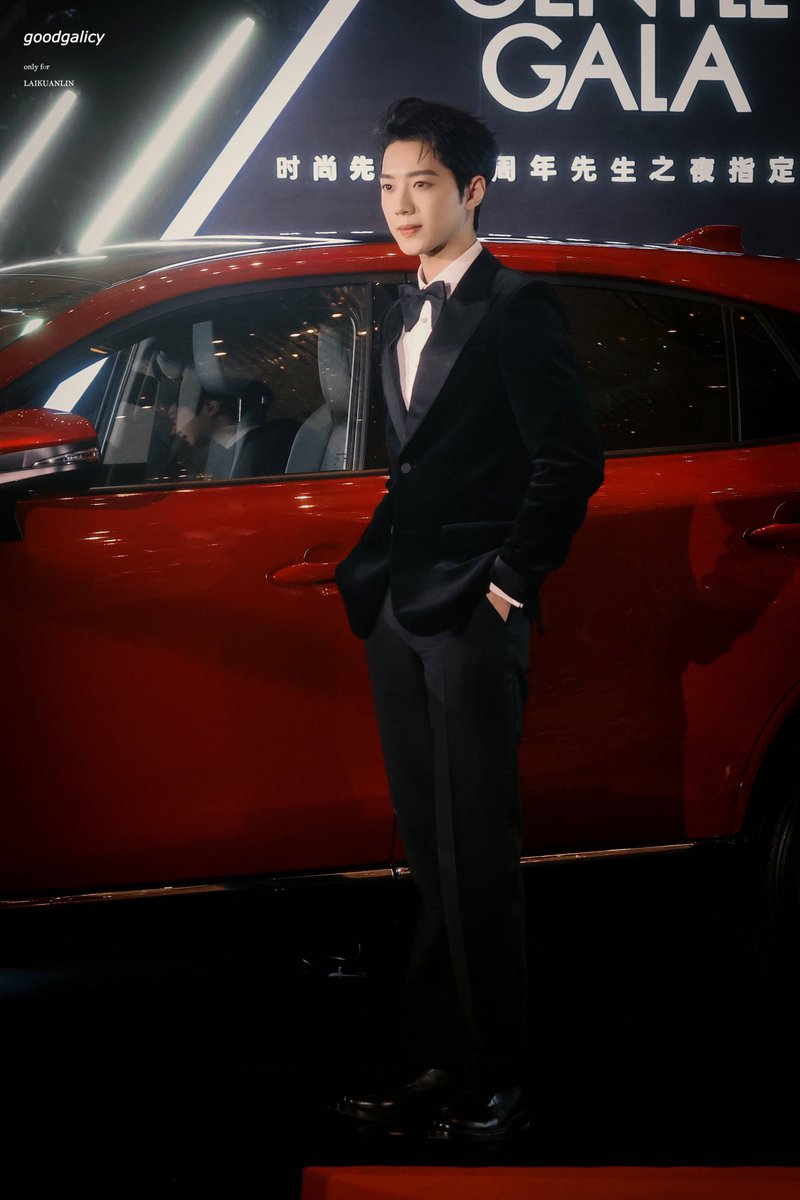 GL_follower's tweet photo. 220105 Esquire GENTLE GALA red carpet 
#LAIKUANLIN #라이관린 #赖冠霖 https://t.co/ND2hpg6JfN
