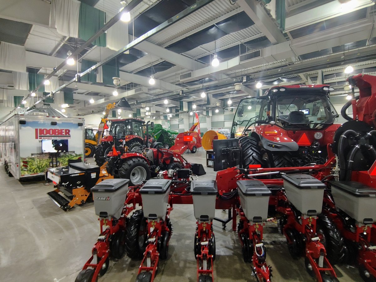 HooberInc's tweet photo. Stop out to Keystone Farm Show to see us this week! January 4, 5, 6, 2022! Check out more details: https://t.co/5ogkLqEADi
#hooberinc #kfs2022 #keystonefarmshow #farmshow #agriculture https://t.co/FPRwAnLkgI