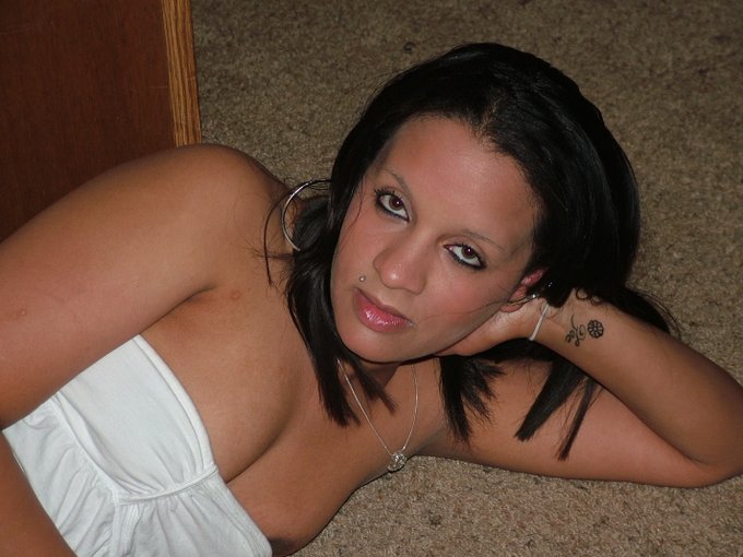 BabiiGurl’s pics and videos