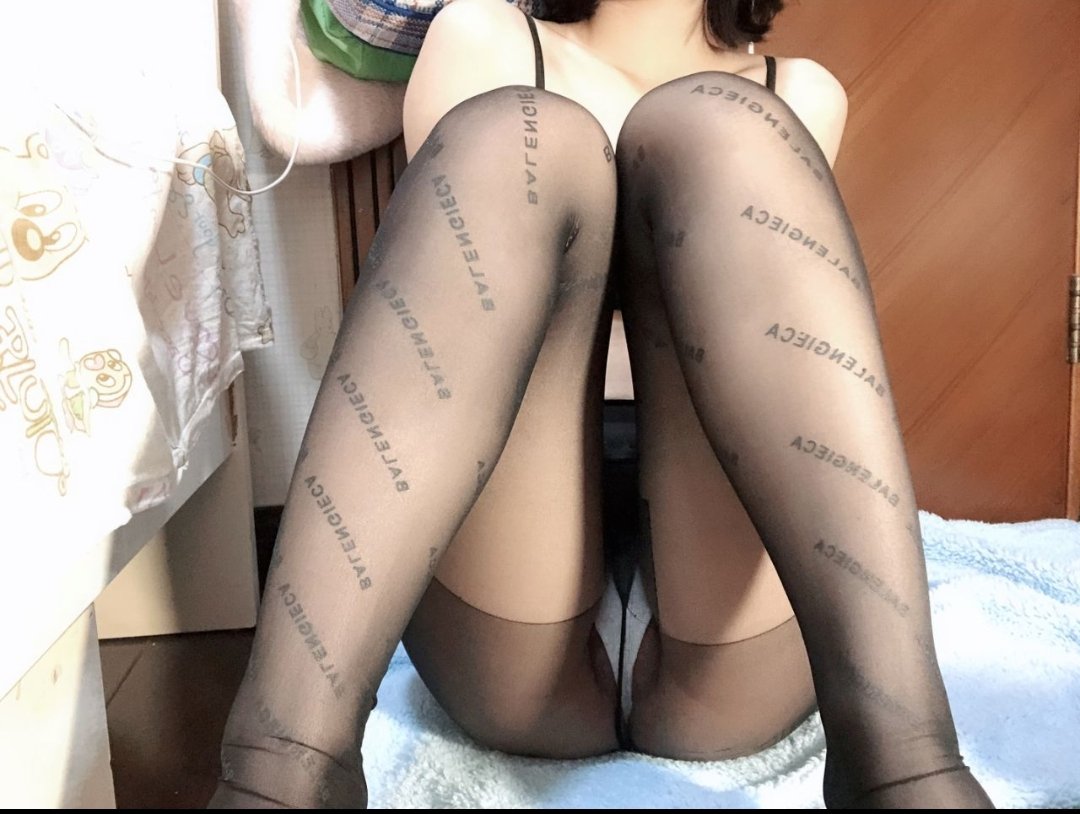 woshilifan's tweet photo. 会玩调教的，打飞机了，来人啊我憋不住了，我要喷水，要你喝我了爱液快。#视频嘻嘻 #视频裸聊 #视频1v1 #视频指挥 #语音条 #语音连麦 #裸聊视频 #露脸裸舞 #裸聊一对一视频 @wqganenshi @chachapon99 https://t.co/4IsuBRCi6y