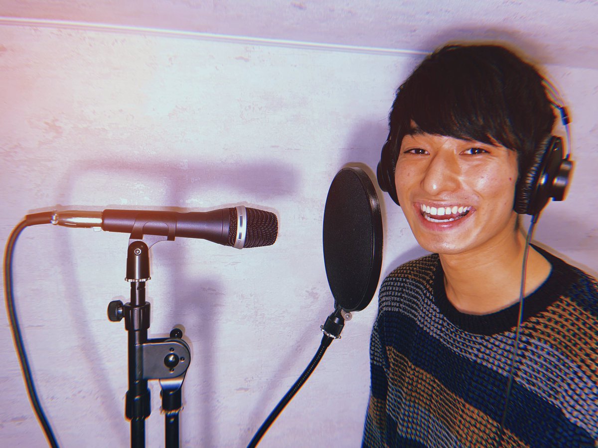 Hashtag_Tokyo21's tweet photo. アオフェス2021出展作品「#LIVE」はもうご覧になりましたか！？
1/20までアーカイブ配信中なので是非ご覧ください！
https://t.co/HRJhAfBsnO

次回の企画も進行中です！
大吾くん@daigo_ogata の音声チェック中の様子を皆さんにお届け📸
早く発表できますように🙏
今後の企画もお楽しみに！
#Hashtag https://t.co/4EpenEYfGO
