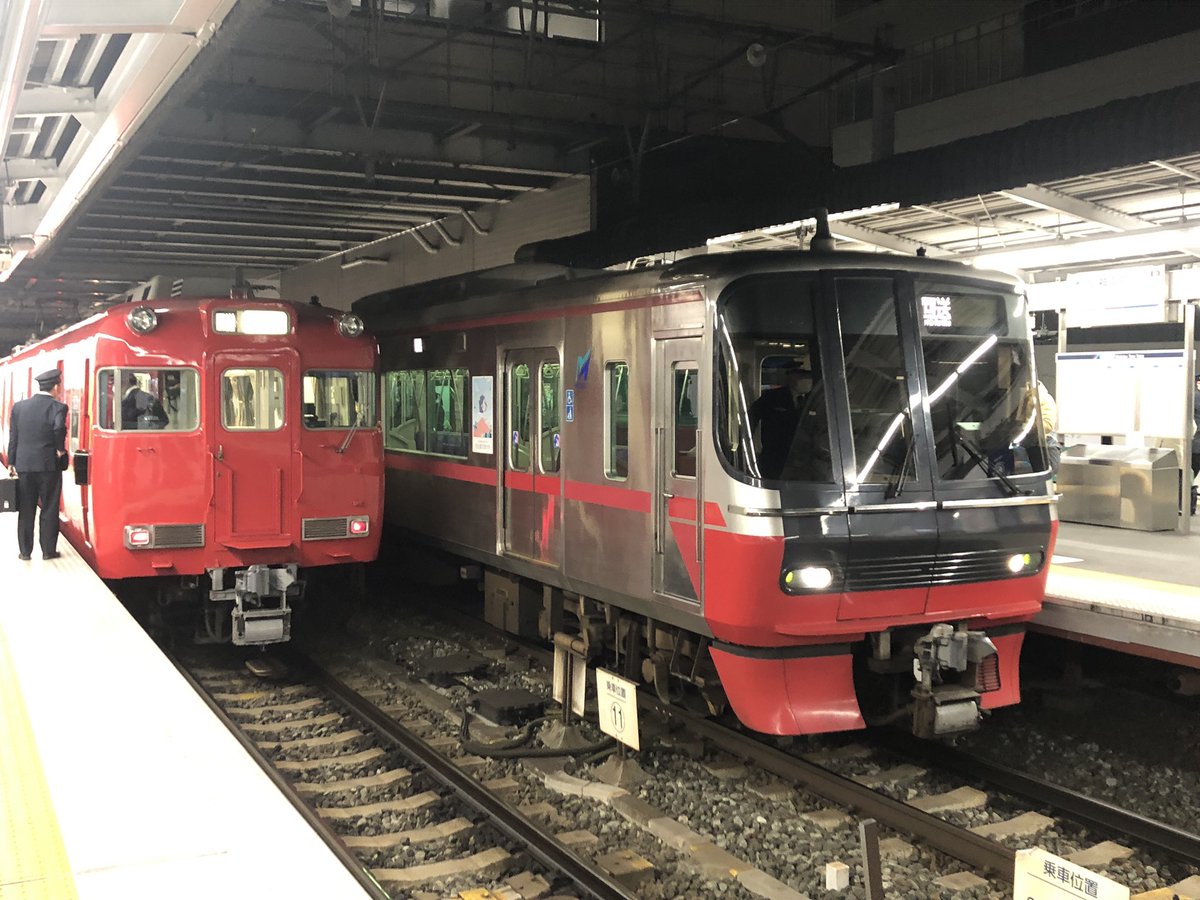 kunichan1480's tweet photo. 神宮前にて回送同士が並ぶ
6008Fは全検明けか車体がキレイでした。
3番線→ト3163F+3169F
2番線→6008F
#名鉄
#3150系
#6000系
#3163F
#3169F
#6008F https://t.co/fhM1VN8nr8