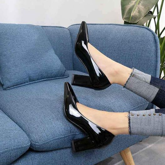 Emmaculateemb's tweet photo. Ladies Mali kali ya hii mwaka ni hii
Ngara waseme ukupiga sherehe
Size 37-43
Call or Whatsapp 0790601701
#GuardianAngel 
#LetKFC
#Eldoret
#WomenforRuto
#EstherMusila
@Guardian angalau ungebuiya @estherMusila hii Mali Safi. https://t.co/1LGI5Nn2gI