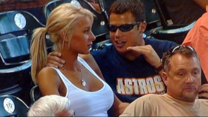 New Year's resolution: Take my Girlfriend out on a date

#cryptogirlfriend #gf #crypto #PolygonNFT #cryptogirlfriendz