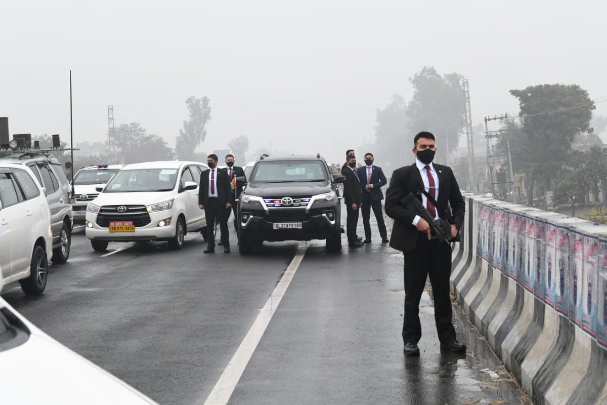 MrsGandhi's tweet photo. Due to a major security breach, Prime Minister @narendramodi has had to cancel his visit to Ferozepur, #Punjab to address a rally. This is beyond shameful. Absolutely Unacceptable conduct by the Congress govt in Punjab. Those responsible must be pulled up and made to answer!! https://t.co/7JsRtUNAzO