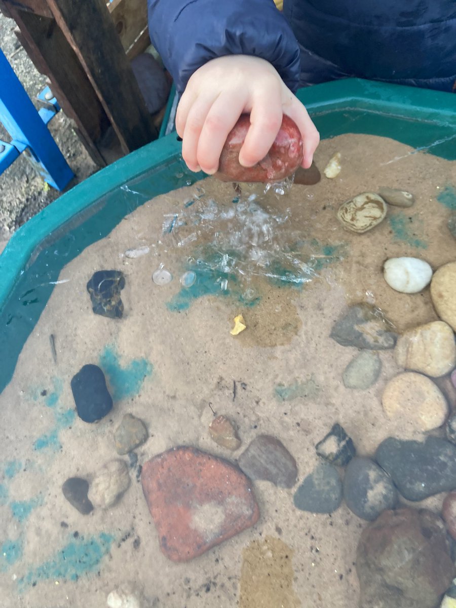 GiffnockNursery's tweet photo. When you come back to nursery and discover everything’s trapped in the ice! #winterweather #iceexploration https://t.co/3tJnkxqZAQ