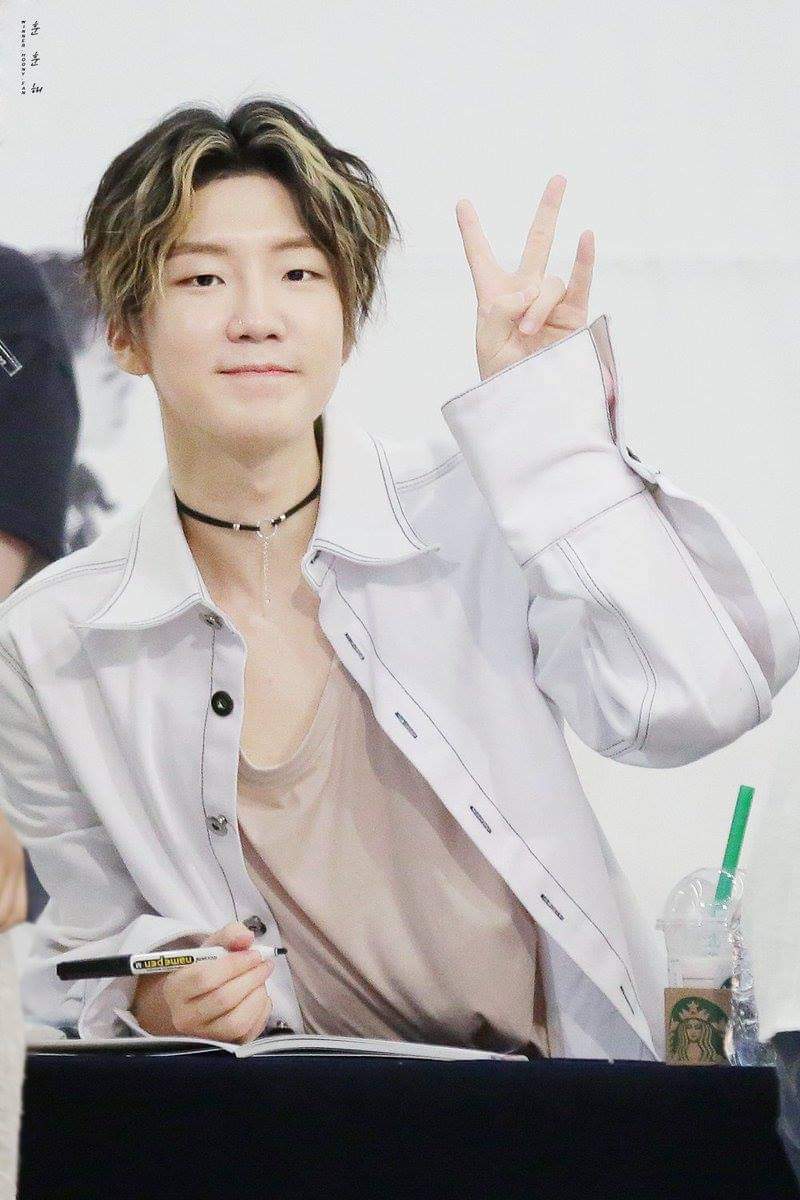 #HOONY #이승훈 #WINNER #위너 <a href="/yginnercircle/">OFFICIAL INNER CIRCLE</a> <a href="/yg_winnercity/">WINNER</a> <a href="/official_hoony_/">official_hoony_</a> 위너 이승훈