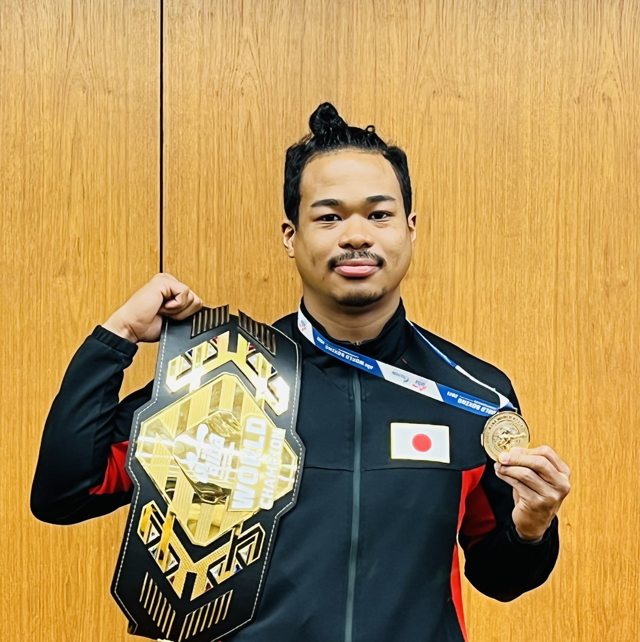 adidas ボクシングシューズ 岡澤セオン選手サイン入り adidas ボクシングシューズ 岡澤セオン選手サイン入り adidas