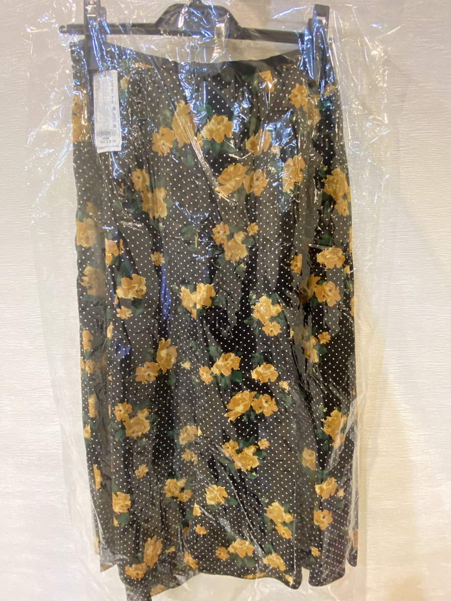 dresslave 福袋 ドレスレイブの2022福袋、33000円したけど元々高い店だから1〜2着良い