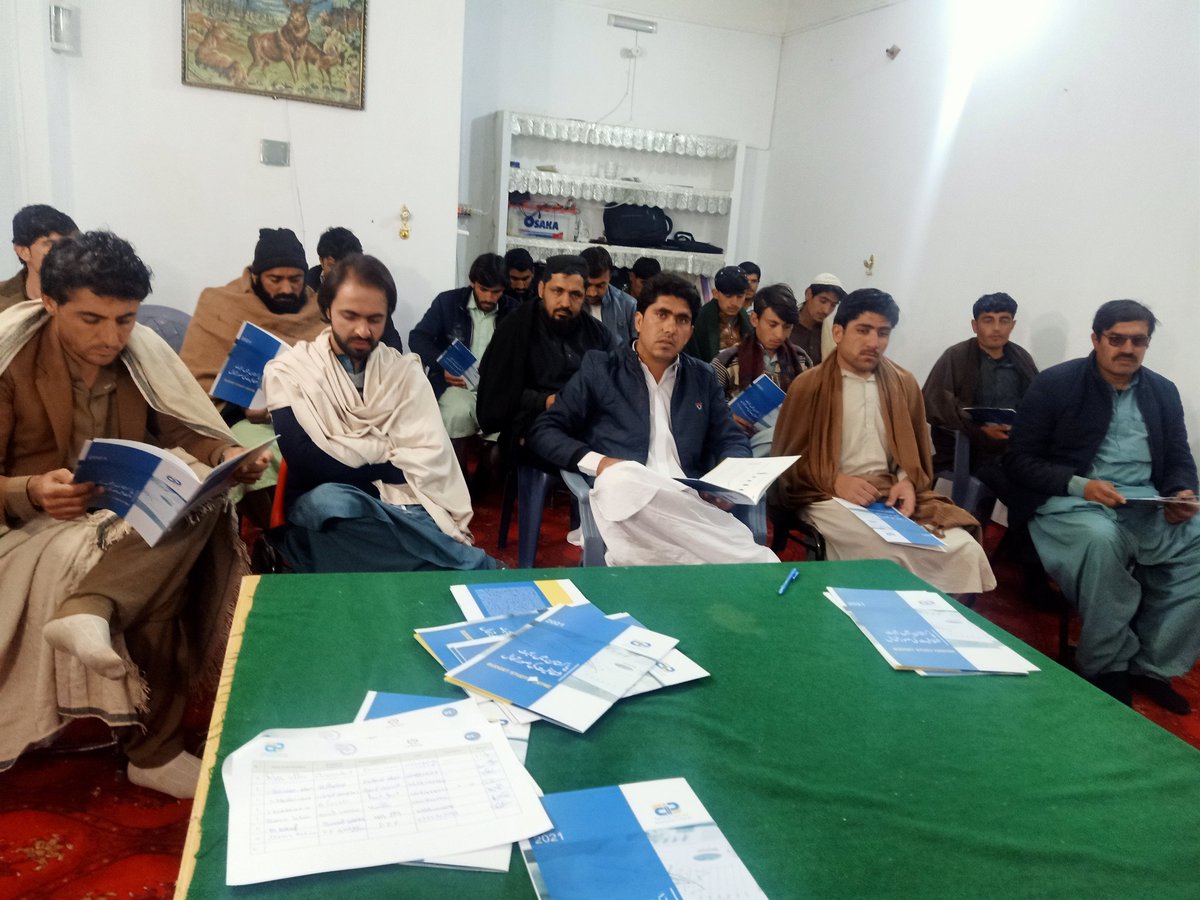 Aware_Pk's tweet photo. CPDI  launched a second report on the state of budget transparency in Pakistan. To share the report recommendations with print and electronic media at the district level CNBA( AWARE) partners are organizing media briefings at Press Clubs across the Province. https://t.co/6vivv4s3lA