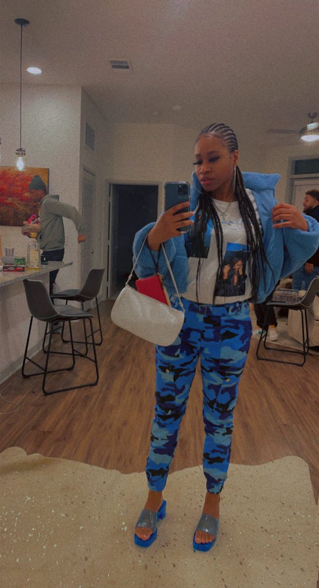 plugssdaughtaa's tweet image. 