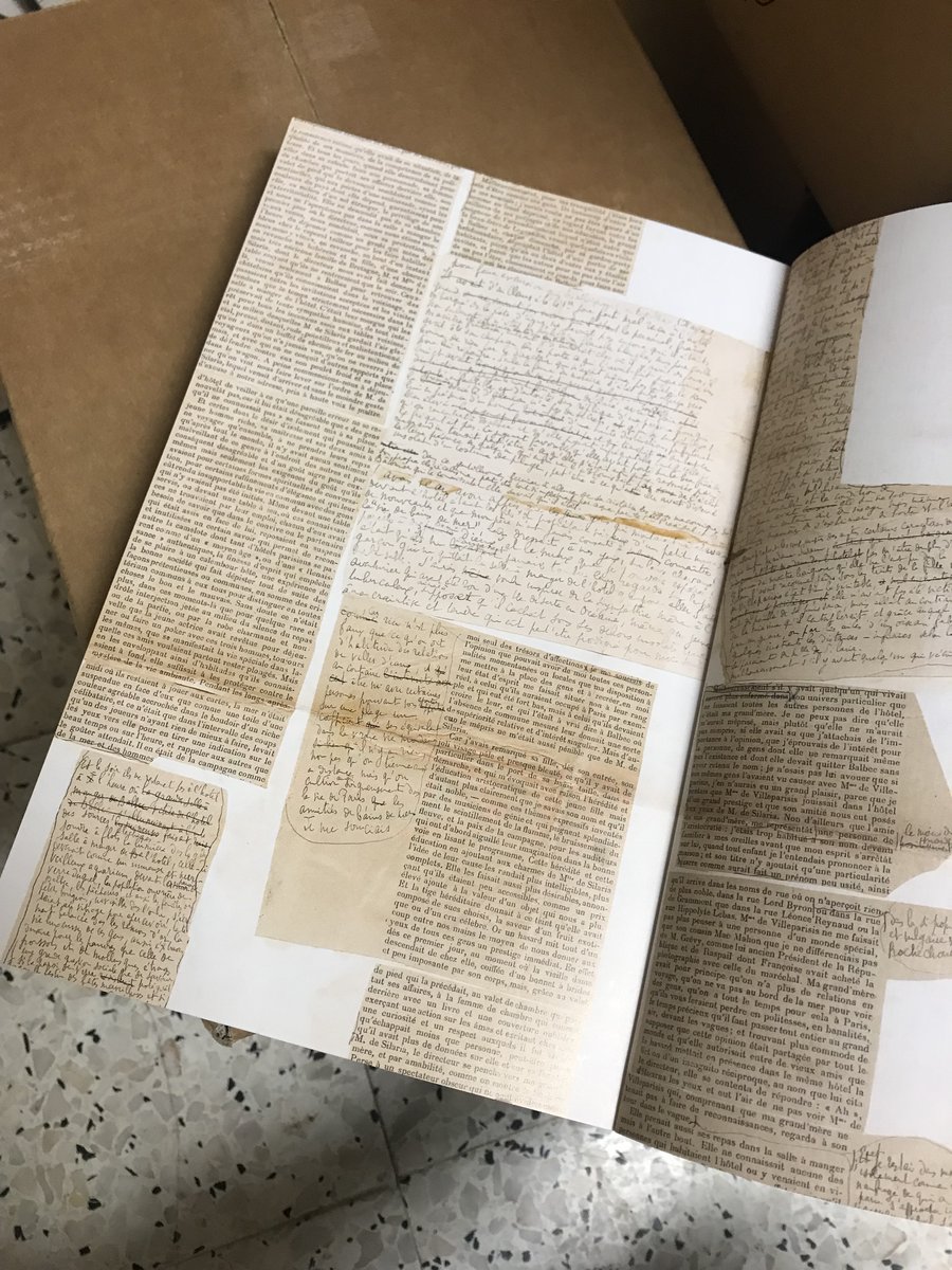 AmisDeProust's tweet photo. Le Bulletin Marcel Proust n° 71 vient d'être livré dans les locaux de l'association ; la mise sous pli commence pour envoi à nos adhérents ! https://t.co/ICdp9JkRav