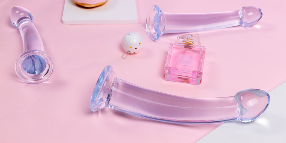 LETOOR_official's tweet photo. RT &amp; DM @LETOOR_official  to get one for free!🥰
PS: send dms with dildo picture~😜

#Dildos  #AmazonPrime #reviewer #freebies https://t.co/W0iVg9QCXw
