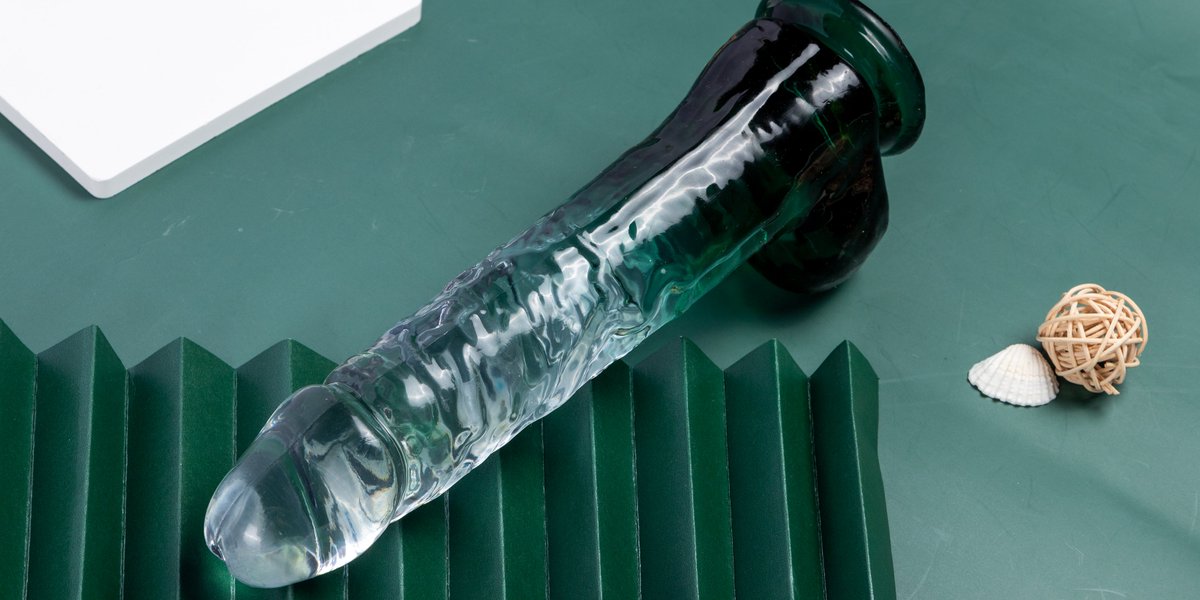 LETOOR_official's tweet photo. RT &amp; DM @LETOOR_official  to get one for free!🥰
PS: send dms with dildo picture~😜

#Dildos  #AmazonPrime #reviewer #freebies https://t.co/KlSxAJ3Aph