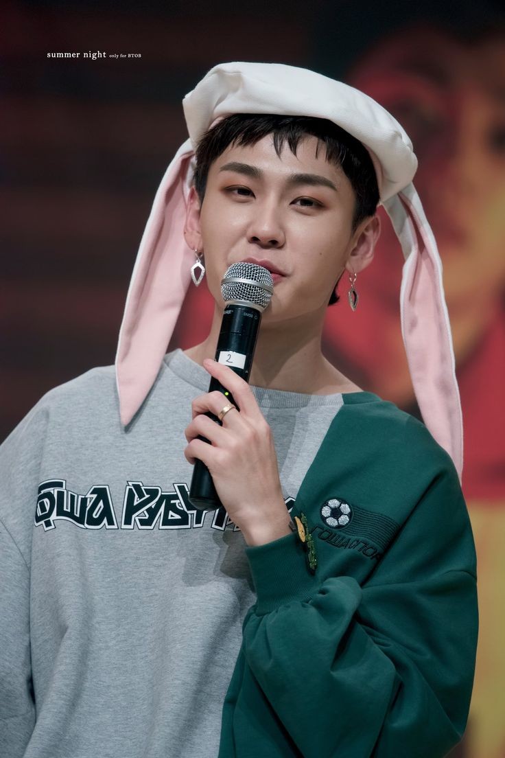 ysungjaeoppa's tweet photo. You're loved 🥰
#IlhoonCustomMicProject https://t.co/UqnJTOwNPO