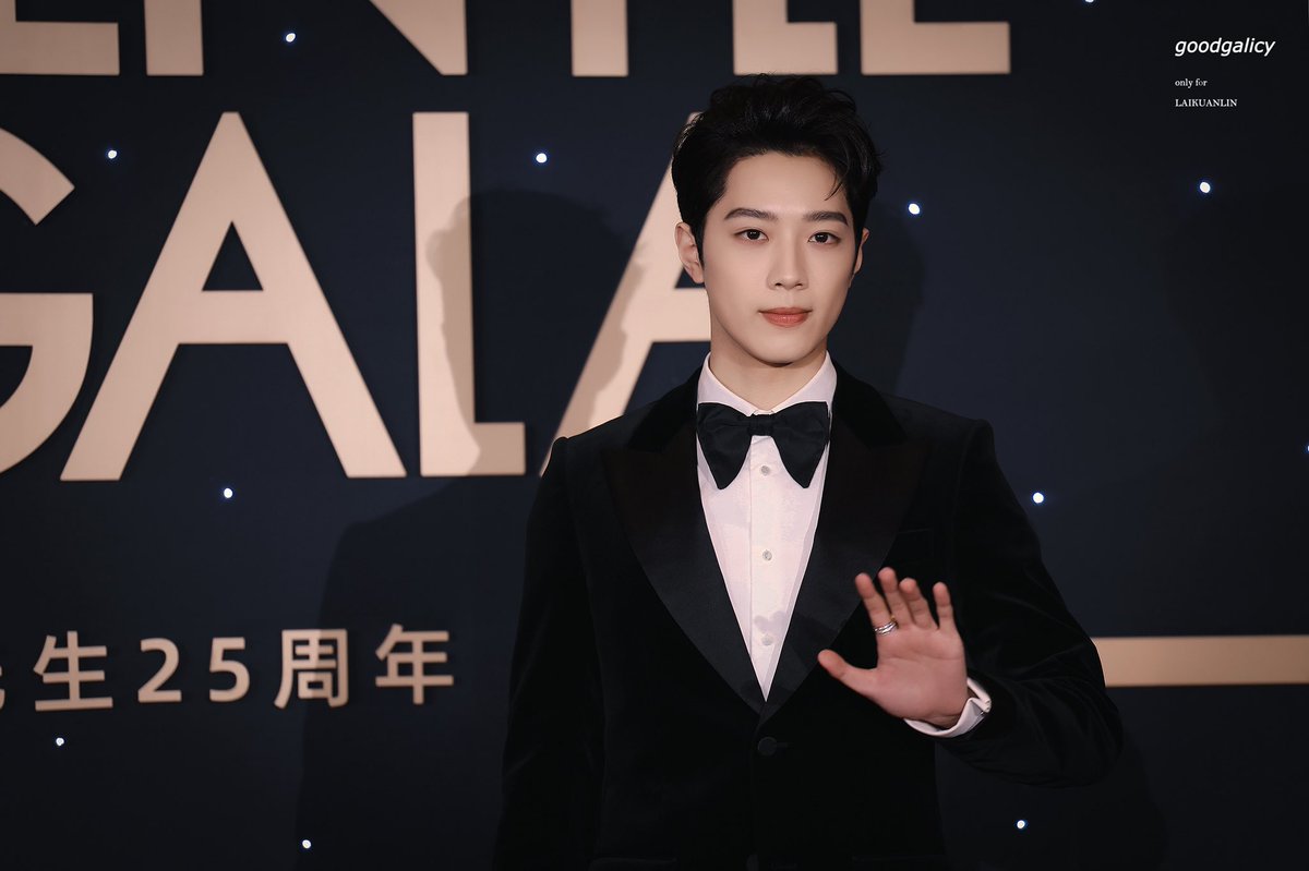 GL_follower's tweet photo. 220105 Esquire GENTLE GALA red carpet 
#LAIKUANLIN #라이관린 #赖冠霖 https://t.co/6FivNj62X3