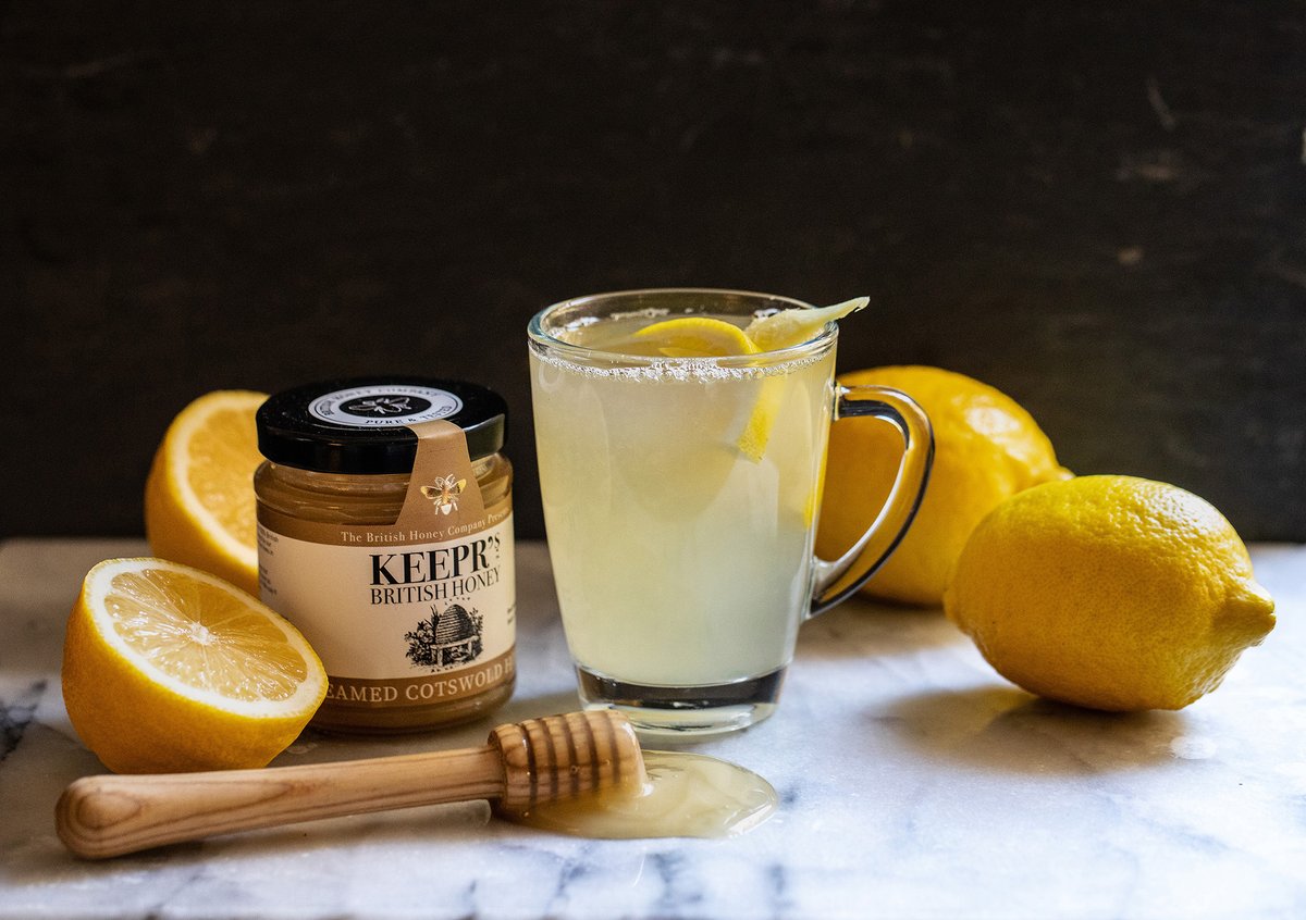 BritishHoneyCo's tweet photo. A soothing way to kick off a frosty January, work-day morning 🍯🍋☕️ 

Add a spoonful of pure honey to your lemon tea to:

- Ease a cough
- Help fight infections
- Boost your antioxidant intake
- Aid digestion.

#britishhoney #purehoney https://t.co/dGn4mc3kj0