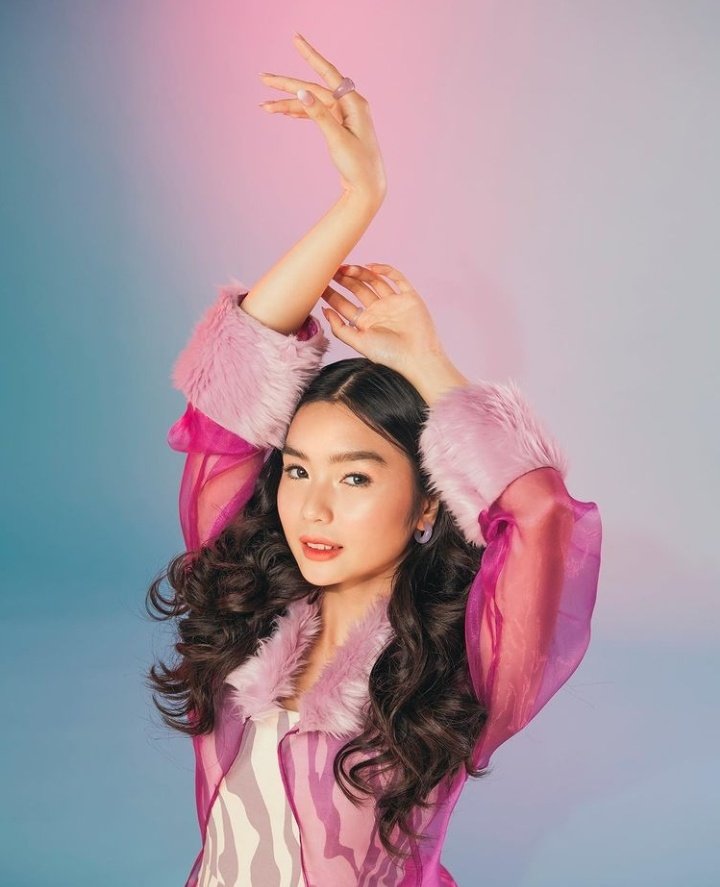 kirsdelavin's tweet photo. I CANNNNTT😭😭 ANU BA CHINNN TAPAKAN MOKO!!!🥵

#FrancineDiaz https://t.co/q0sBgMpdWh