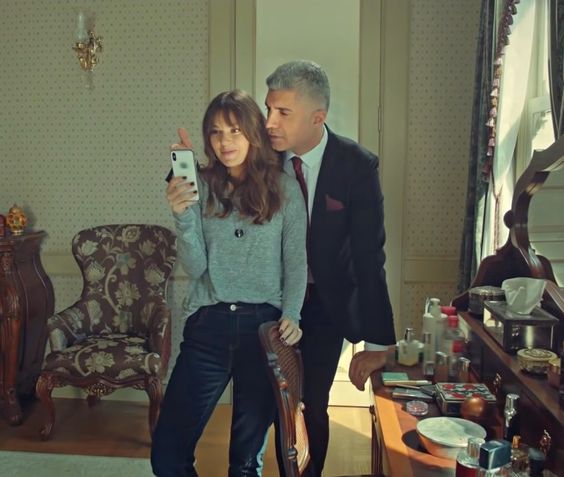 yvette_princz's tweet photo. They are so cute together ❤️
#AsliEnver #OzcanDeniz #IstanbulluGelin #SureyyaBoran #FarukBoran #SurFar https://t.co/6OATiywe6Q