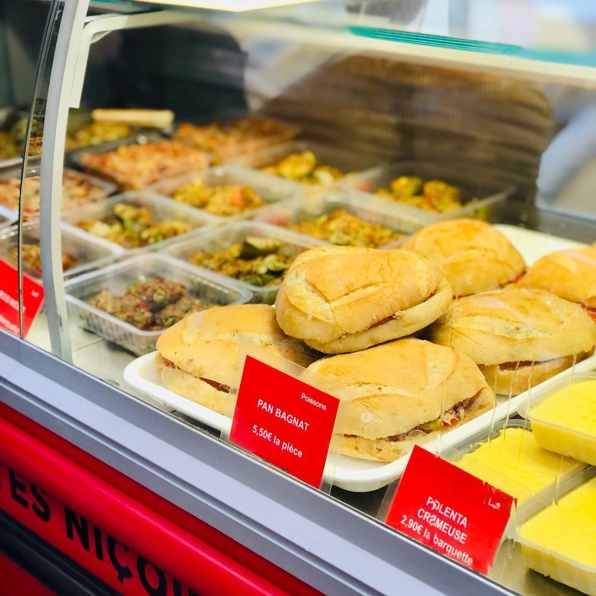 explorenca's tweet photo. 📢 La Socca du Cours, établissement labellisé Cuisine Nissarde (catégorie Merenda et Goustaroun) est actuellement fermé mais patience... Il rouvrira le 04 février prochain 🧑‍🍳

📸 SoccaduCours (fb)

#ExploreNiceCotedAzur #ILoveNice #Nice06 https://t.co/OJEHq6alY3