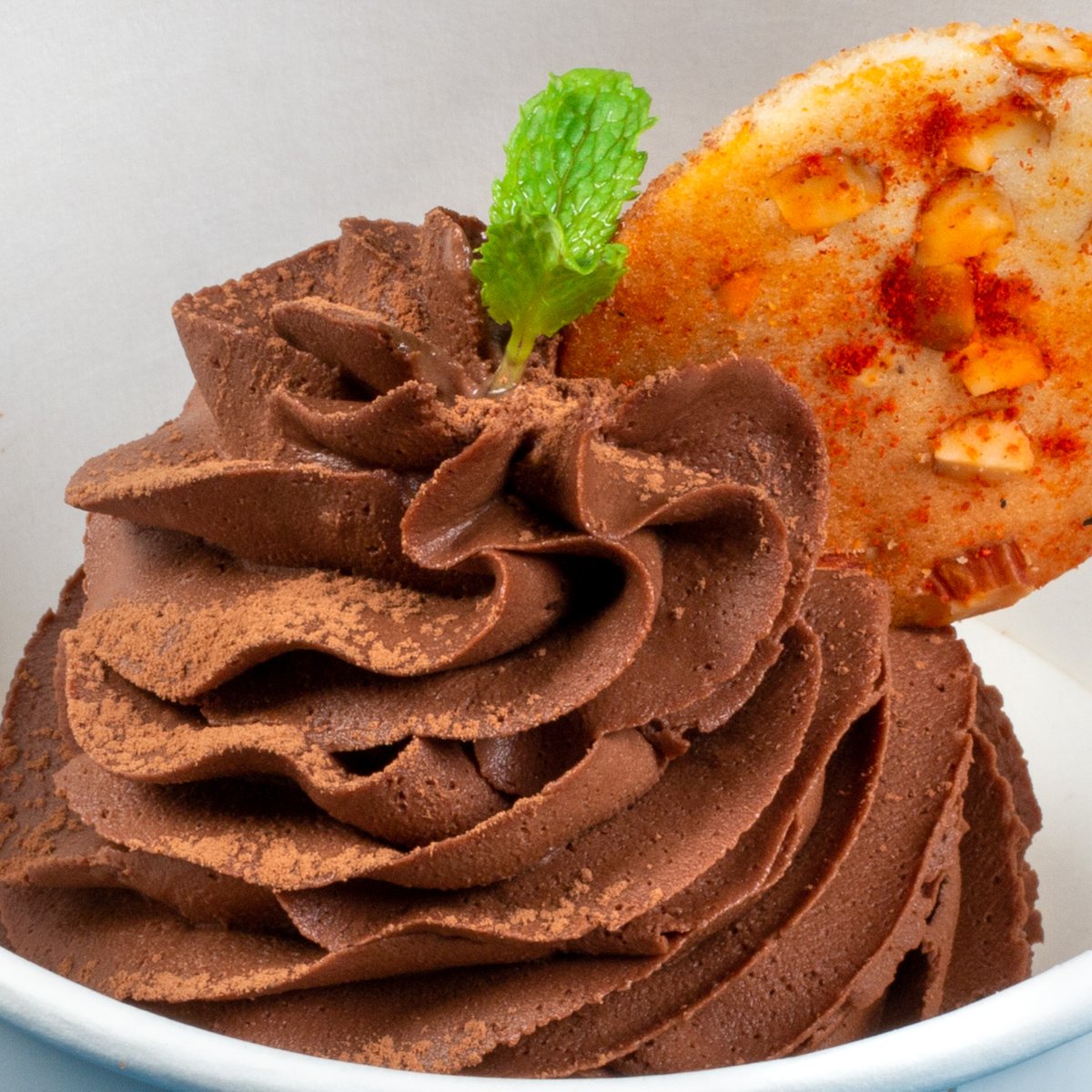 Our #DarkChocolate Mousse is silky, creamy, and downright delectable, making it the perfect dessert to accompany a hearty dinner or a hot cup of coffee. Don’t you think so? 🤎

Order now at our link in bio.

#ChocolateMousse #Chocolate #Cravings #Dessert #WedesdayMood