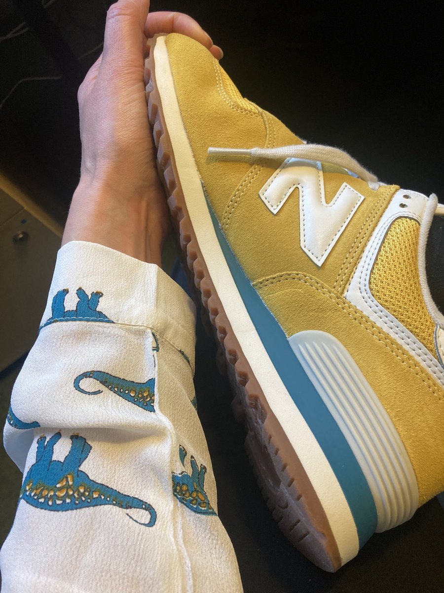 When your sale bargain <a href="/NewBalanceUK/">New Balance UK</a> retro trainers match your sale bargain <a href="/SugarhillBTN/">Sugarhill Brighton</a> dinosaur shirt - winning at life!! 🦕 #rubyandfranktynemouth #simplepleasures