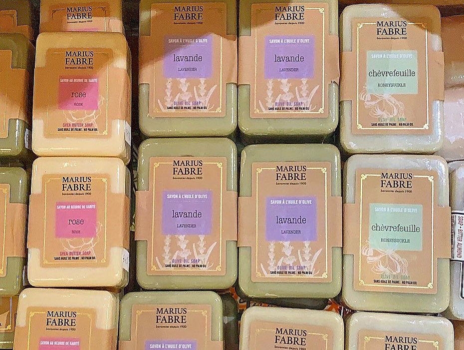 ToonsBridge's tweet photo. Marius Fabre soaps are made solely from vegetable & olive oil with no preservatives or artificial colouring. They are much more economical and environmentally-friendly than shower gel. π
Available to purchase in our shops β¨
#mariusfabre #liquidsoaps #naturalsoap https://t.co/xV6ceccDfP