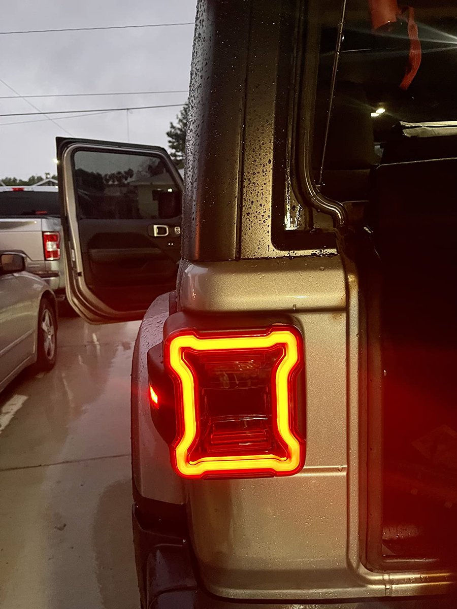 Love them-this tail lights Fit perfect on my 2019 JL and definitely recommend. The yellow tool was missing but luckily I had it already because it had came with my dash cam. Installing took about 30mins
bit.ly/3BR2fwu
#jeep #jeepwrangler #jeeplife #jeepgirl #jeepwave
