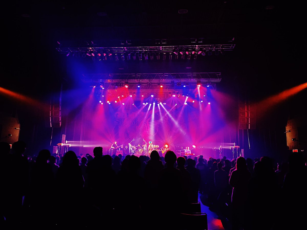 KroiOfficial's tweet photo. #レディクレGS
LIVE HOUSE Antenna
-GS series-
#FM802 @FM802_PR 
@FM802RADIOCRAZY 

THANKS FOR COMING🔥🔥

-Setlist-
1. Fire Brain
2. Balmy Life
3. selva
4. Page
5. Juden
6. HORN
7. WATAGUMO

🎧Kroiの楽曲はこちらから！
https://t.co/jiqkyC3Pbo

🛒終演後物販行います https://t.co/Js8ViEFGM0