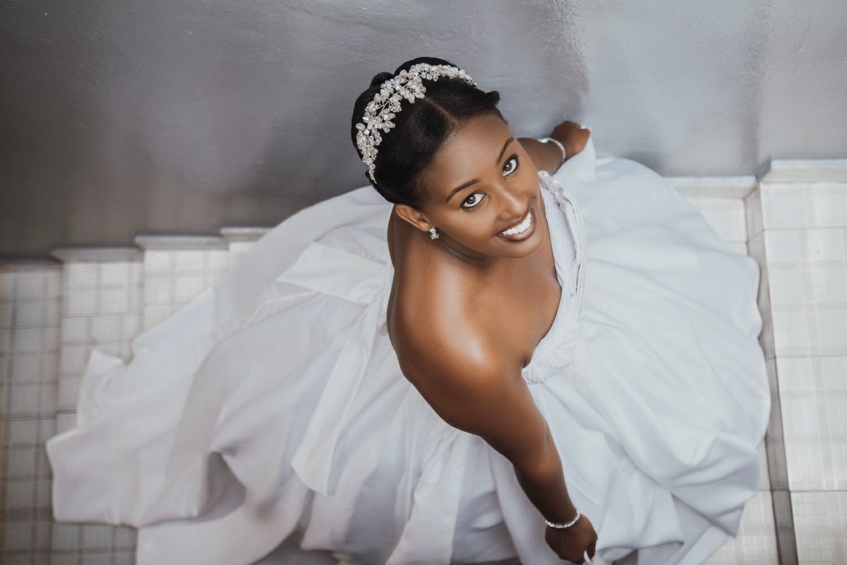 delyth_ug's tweet photo. For most women, a wedding gown represents far more than just a DRESS. It is the embondiment of a DREAM.😍

Meet one of our gorgeous December 2021 brides, Pamela.💕
Bridal gown: @delyth_ug
📸: @jimmynzi1 https://t.co/6K8xVVlaG2
