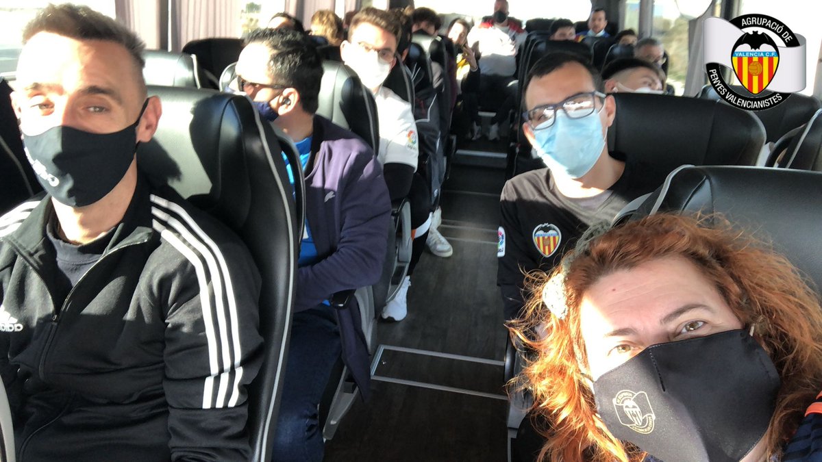 APValencianiste's tweet photo. Camino de #Cartagena como siempre estaremos al lado de nuestro ValenciaCF💪💪💪
Penyas: Alacuás, Gamba Che, Balaguer, Rates Penades, México, Les Afabegues, Benaduf Che, La Cabra del Vedat, Museros, Meliana,Alcalans,Patà i Avant y mas... #amuntvalencia 🦇🦇🦇 https://t.co/OY2F9MnGIr